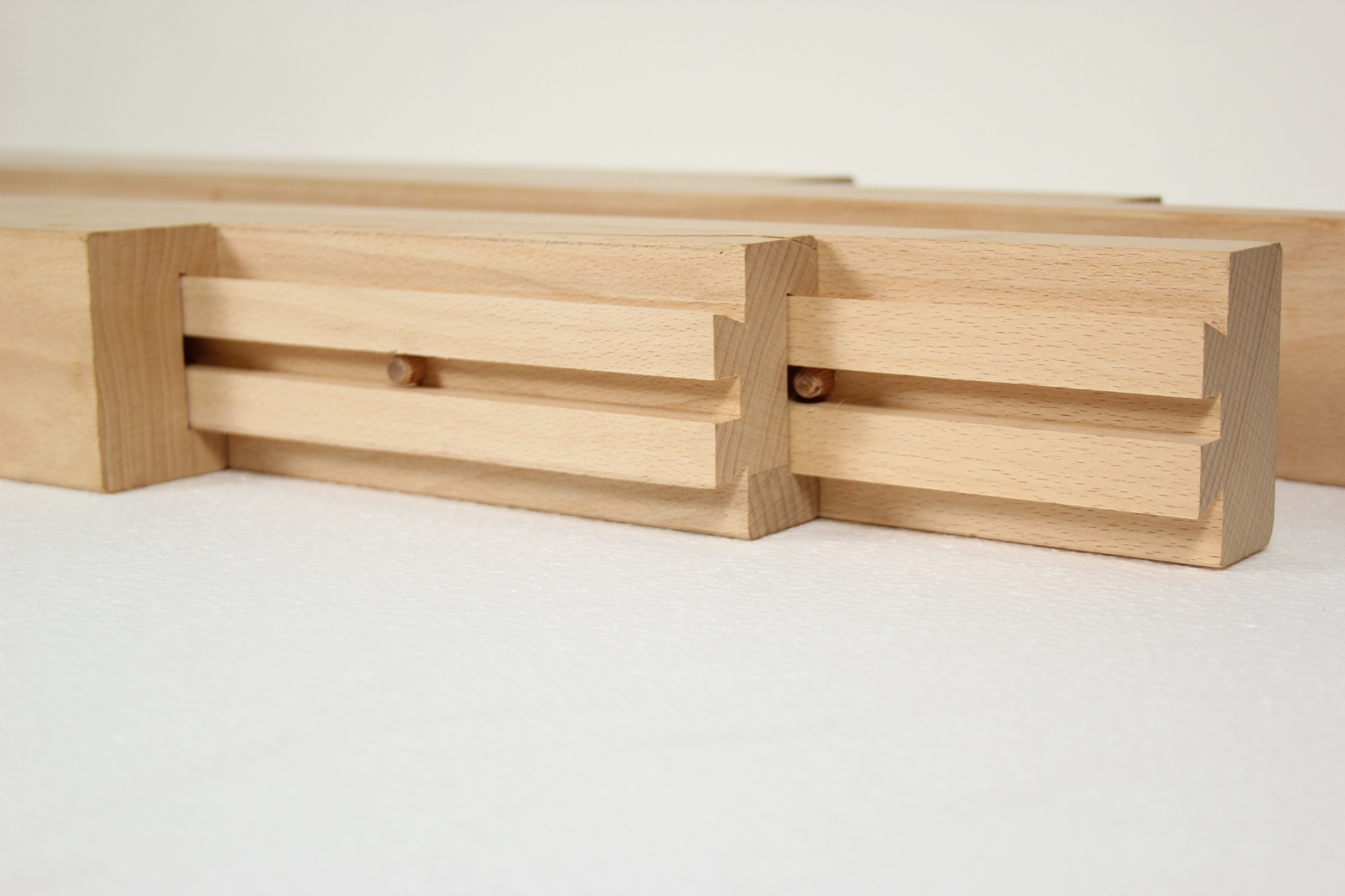 Guide in legno per allungare tavoli